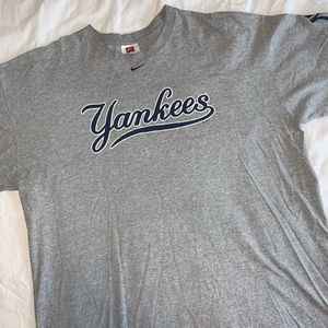 Nike Yankees Shirt